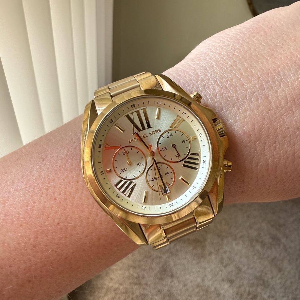 Michael Kors Bradshaw Watch - Picture 2 of 8